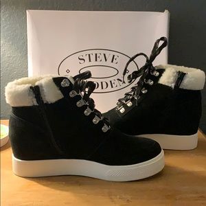 Steve Madden Fur Coated Wedge Sneaker